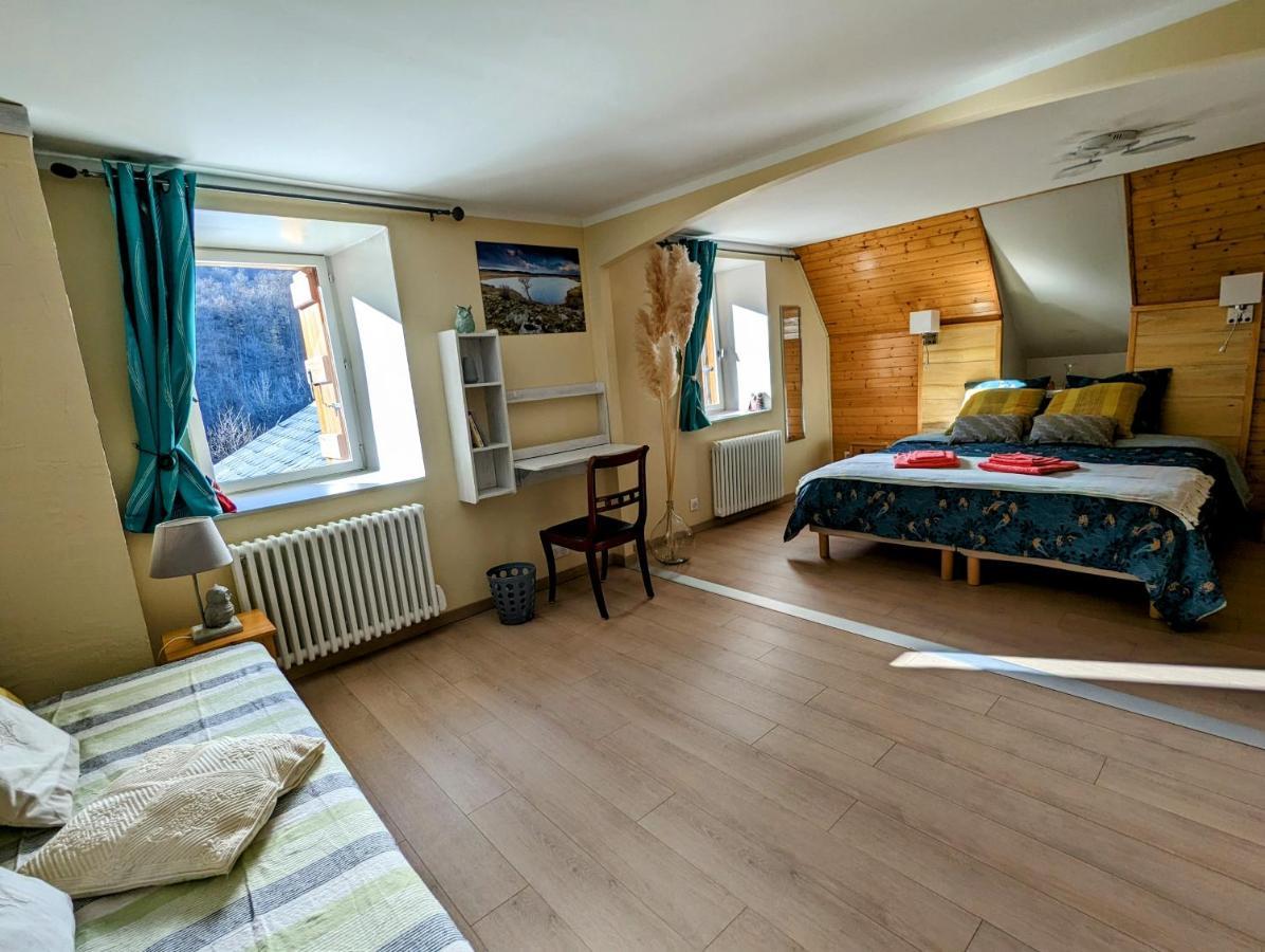 Chambres D'Hotes Le Lepadou-Bas Saint-Chély-dʼAubrac Екстериор снимка